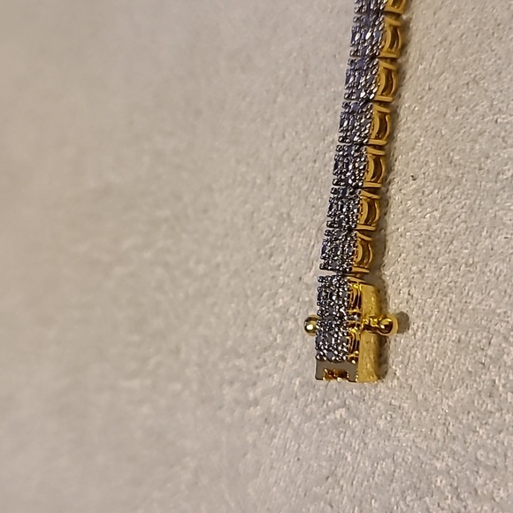 SPARKLE ALLURE WOMENS FINE SILVER PLATED FASHION JEWELRY TENNIS BRACELET - Picture 10 of 10